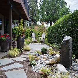 edmonds-back-yard-water-feature-and-seating-area_sublime-garden-design-2-265x265